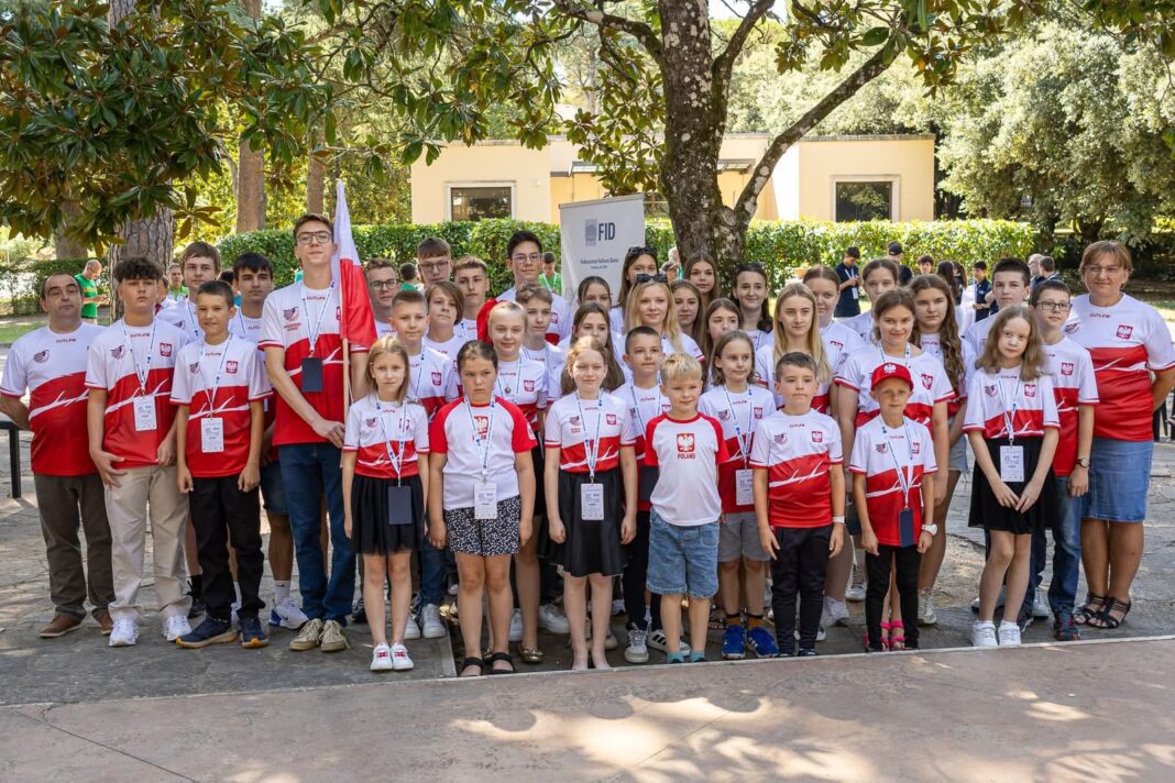 526100335_1176127284546663_2751307903917724944_n